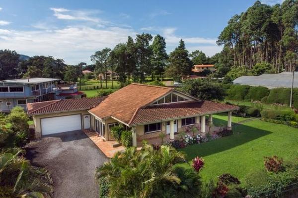 Fabulosa casa de 3 recámaras 3 baños en el santuario boquete