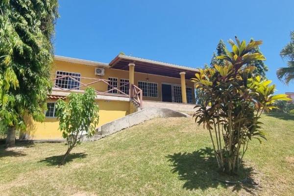 Casa de campo en valle village, las uvas, panamá.