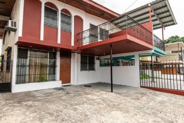 Casa dúplex en venta ubicada en los pinos de chanis