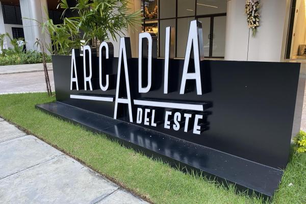 Apartamento en costa del este - ph arcadia del este