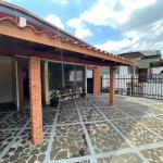 Venta de casa con 2 residencias independientes en betania