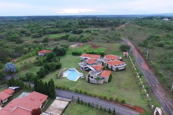 Casa de playa en sea cliff, terreno en sea cliff con piscina