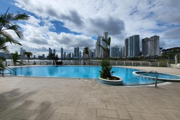 Apartamento, piso 33, ph edificio royal place