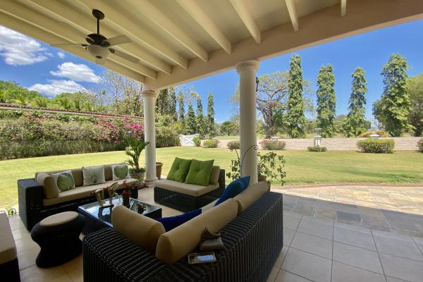 Casa con vista a cancha de golf en coronado