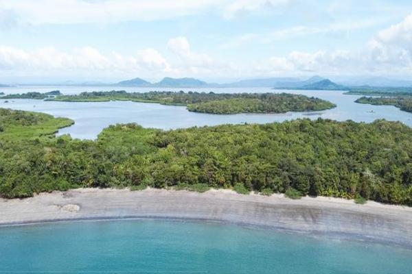 Increíble oportunidad en boca chica panamá rebajado!