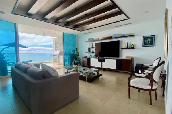 Lujoso penthouse frente al mar – santa clara