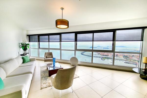 Venta de apartamento en ph rivage, avenida balboa