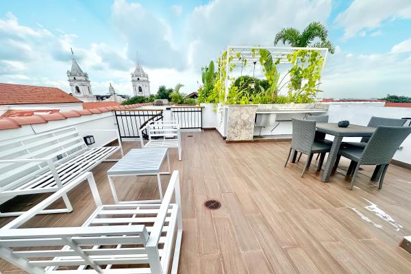 Venta de apartamento tipo loft con rooftop en casco viejo amoblado