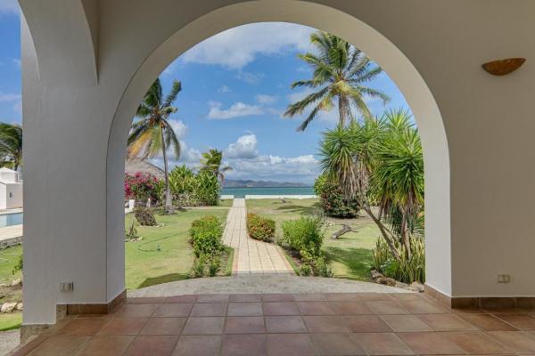 Mansión frente al mar en venta en punta chame, panamá