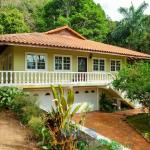 Casa unifamiliar con piscina en las faldas del cerro ancón