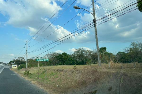 Se alquila terreno frente a la panamericana en punta barco village