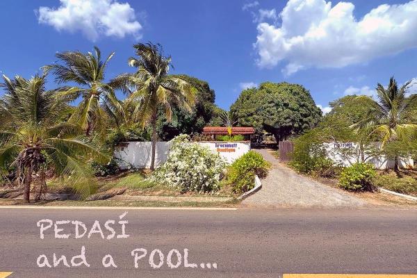 Relájese en la piscina de su casa de ensueño, en pedasí