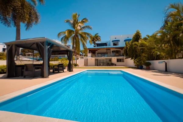 Se vende dúplex frente al mar en playa blanca, río hato