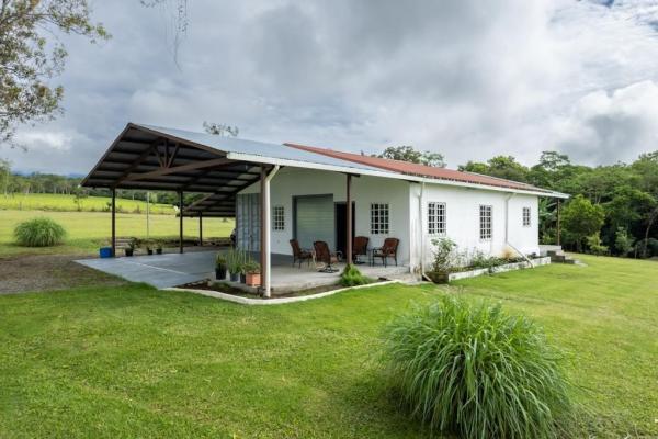 Casa de retiro única en potrerillos panamá