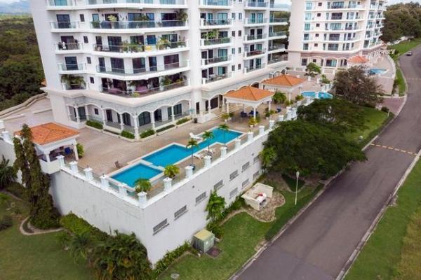 Condominio de 2 recámaras y 2 baños en san carlos panamá