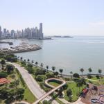 Apartamento en avenida balboa con vista directa al mar