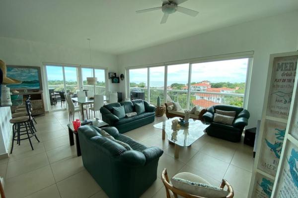 Venta de apartamento, en punta barco village, con vista al mar