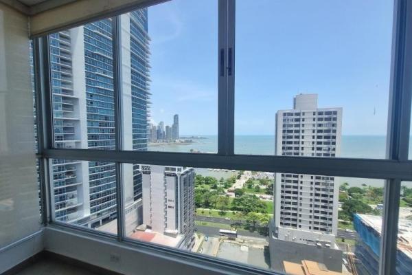 Venta de apartamento en av balboa - ph south beach