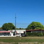 Venta de terreno con dos casas en vía panamericana david, chiriquí