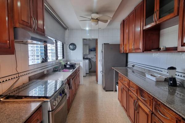 Apartamento en venta o alquiler en coco del mar, panamá