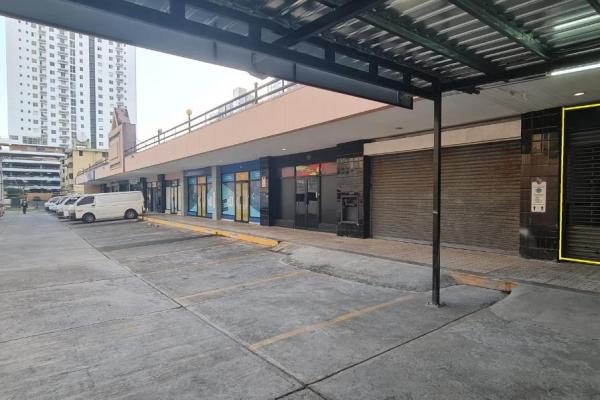 Se venden estratégico local comercial alquilado en las pirámides