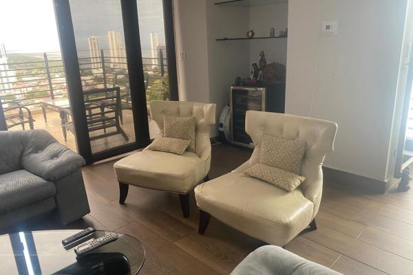 Venta de apartamento en golf tower, altos del golf