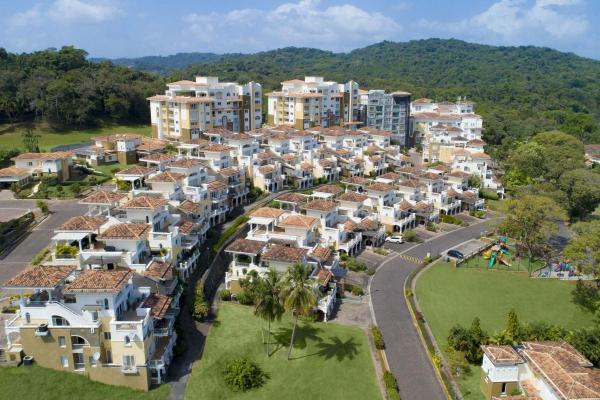 Tucan country club lujoso condominio llave en mano